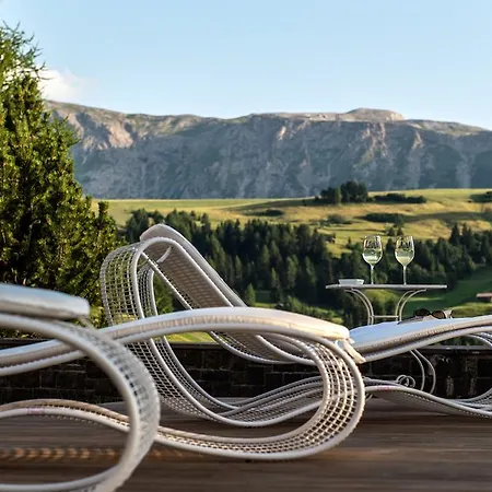 Rosa Eco Alpine Hotel Alpe Di Siusi