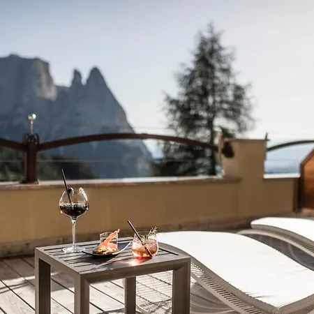 Hotel Rosa Eco Alpine 4*